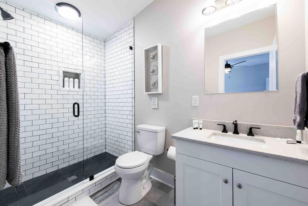Newly Renovated 3 Bedroom Shelby Park Home **Free Parking** Louisville Dış mekan fotoğraf